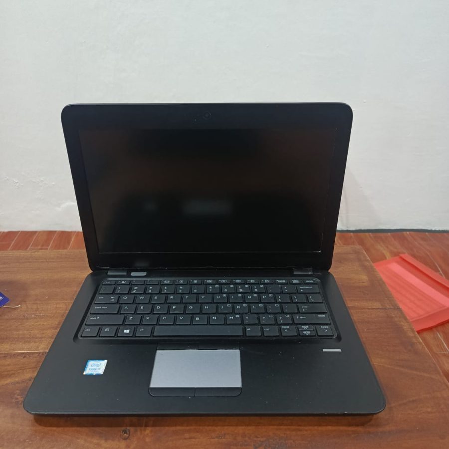 HP ELITEBOOK 820 G4